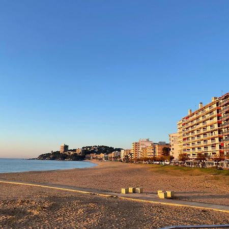 Montserrat Calonge (Catalonia) Exterior foto